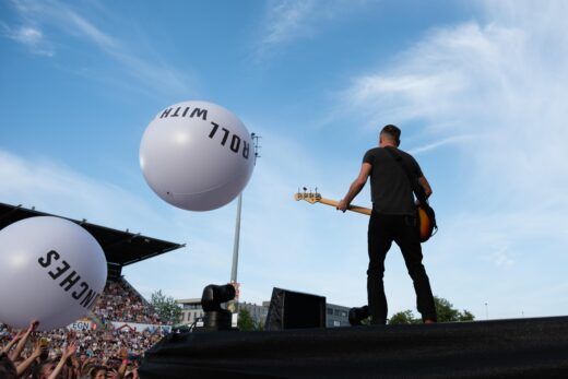 Bryan Adams